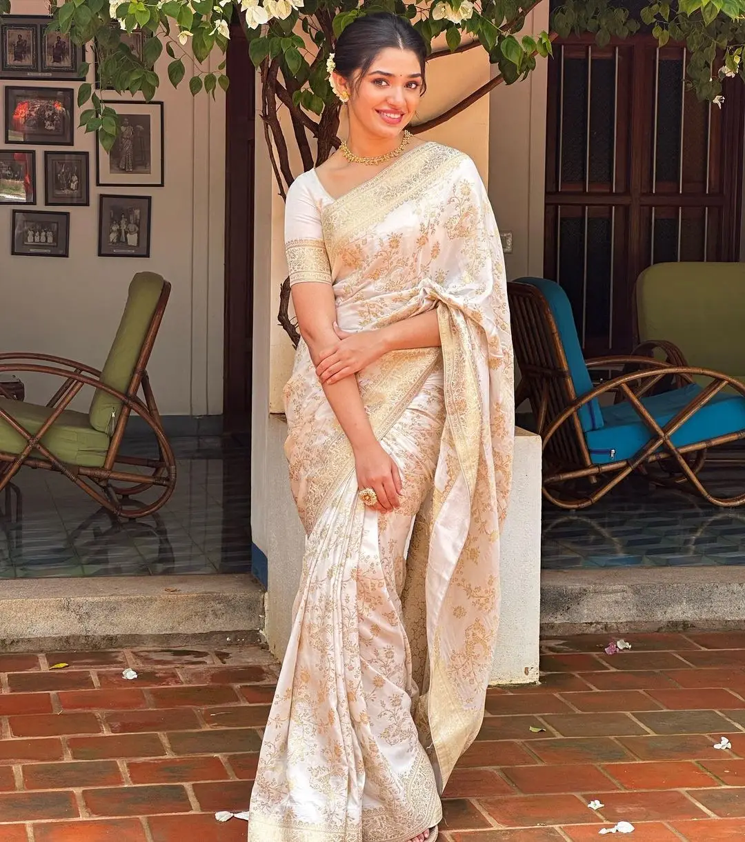 KRITHI SHETTY IN SOUTH INDIAN TRADITIONAL WHITE SAREE 2